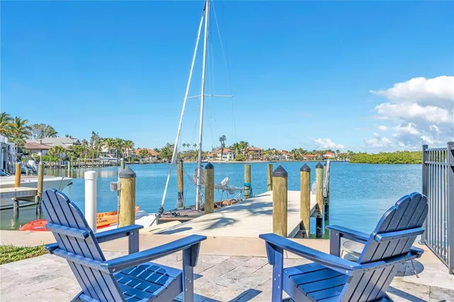 $6,400,000 | 701 Tyler Drive, Sarasota, FL 34236