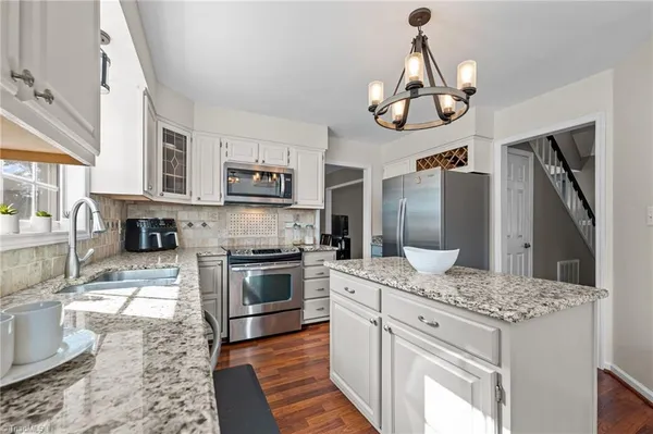 $520,000 | 7710 Sorrel Run Court, Summerfield, NC 27358