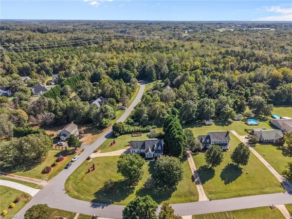 $520,000 | 7710 Sorrel Run Court, Summerfield, NC 27358