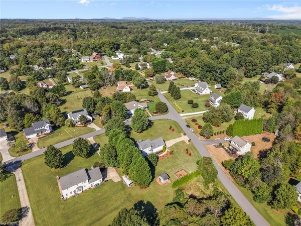 $520,000 | 7710 Sorrel Run Court, Summerfield, NC 27358