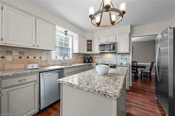 $520,000 | 7710 Sorrel Run Court, Summerfield, NC 27358