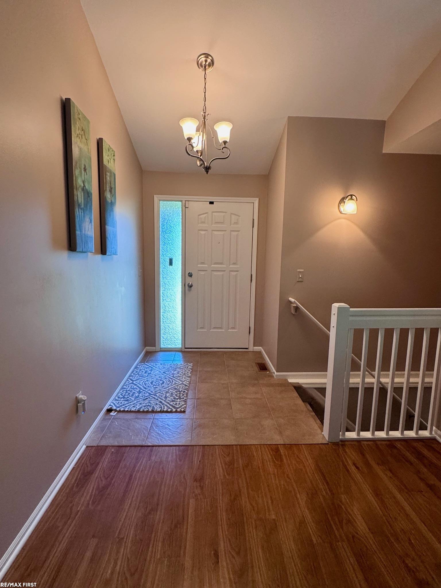 15330 Pebble Pointe Court Clinton Township, MI 48038 - Photo 7 of 33 50212419-BECFEDF8-6045-4526-82DD-59AECB2269AB.JPG