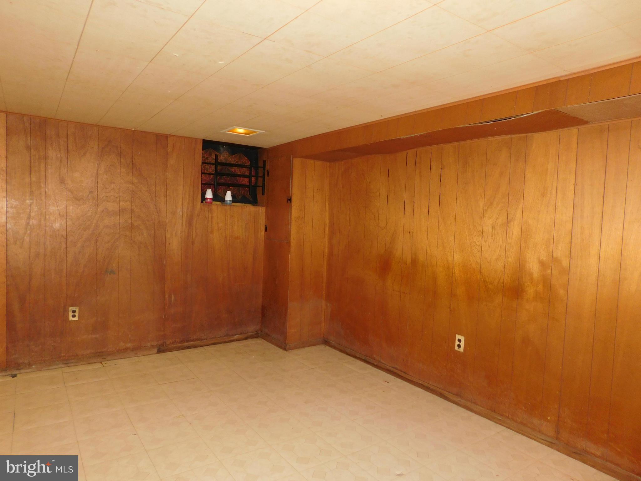 3810 Flowerton Road Baltimore, MD 21229 - Photo 17 of 20 a view of an empty room