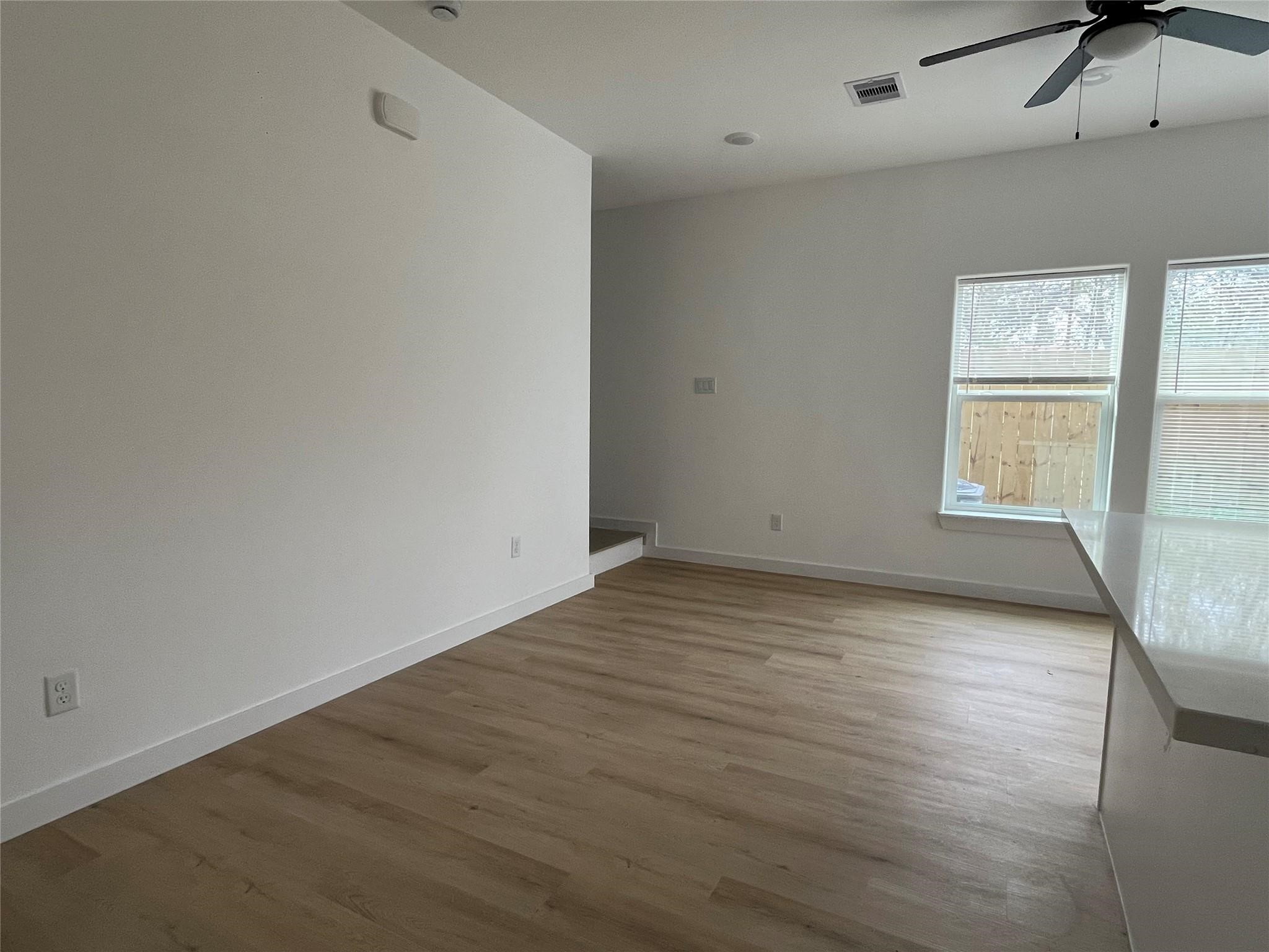 8605 Wileyvale Road, Unit B Houston, TX 77016 - Photo 5 of 22