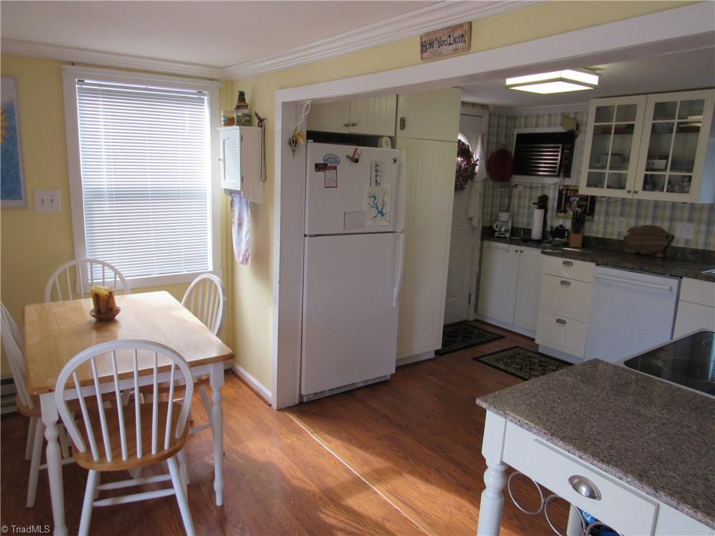 2136 Riverview Rd Extension Lexington, NC 27292 - Photo 19 of 28 Dining area beside kitchen is convenient