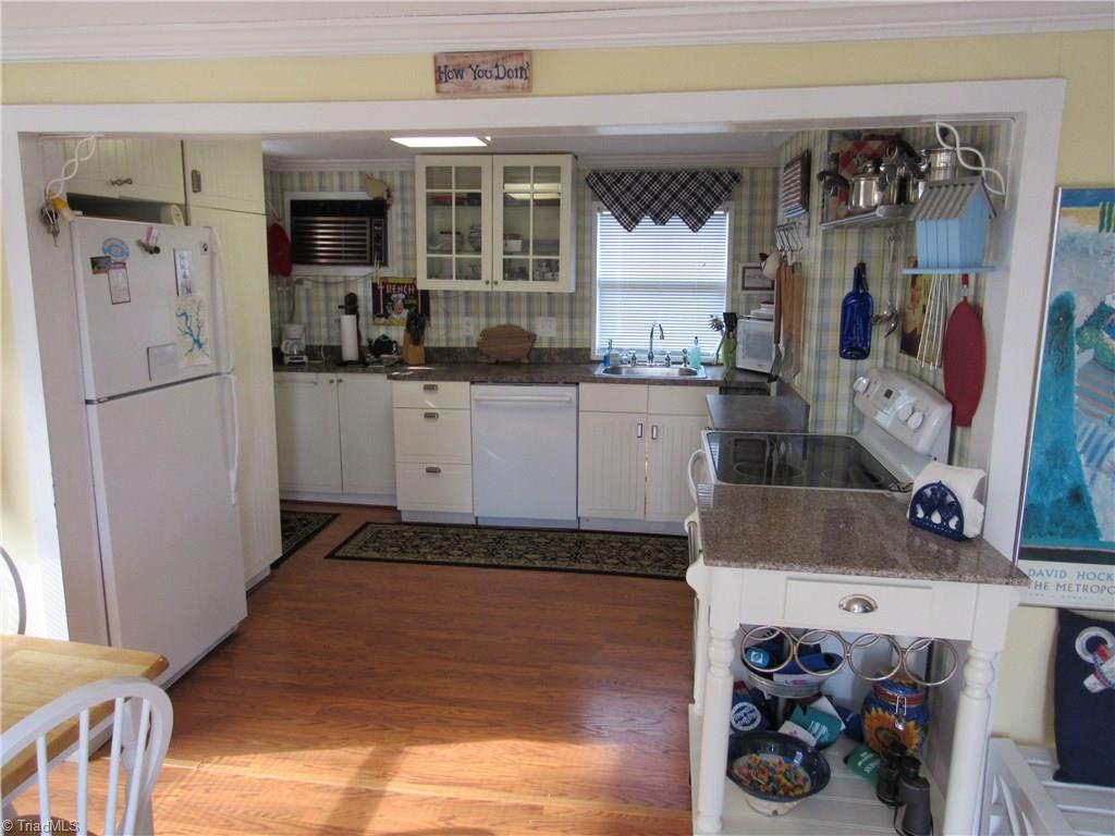 2136 Riverview Rd Extension Lexington, NC 27292 - Photo 20 of 28 Can you believe this home is only $219,900?