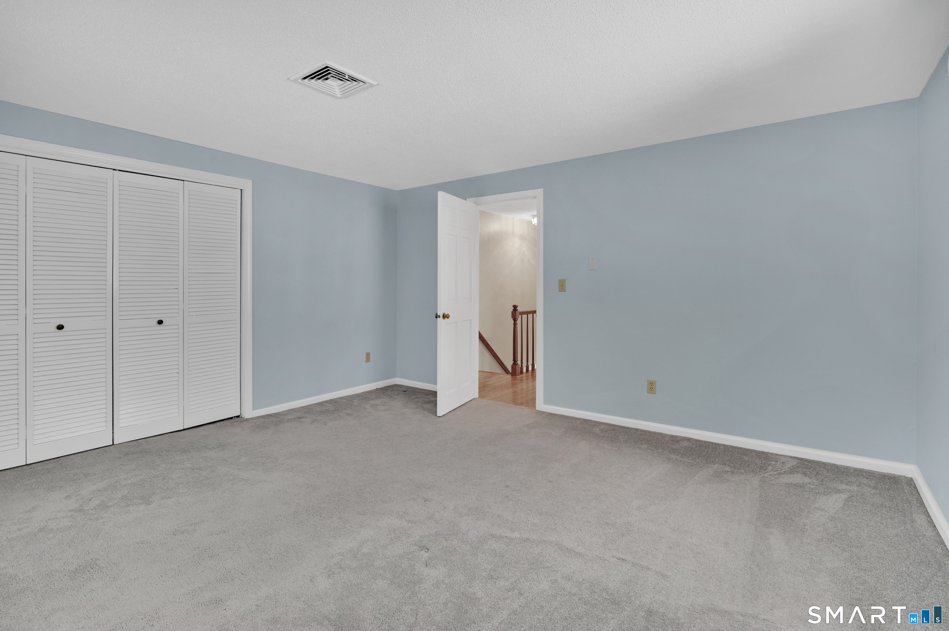 743 Green Hill Road Madison, CT 06443 - Photo 29 of 39 a view of an empty room and entryway