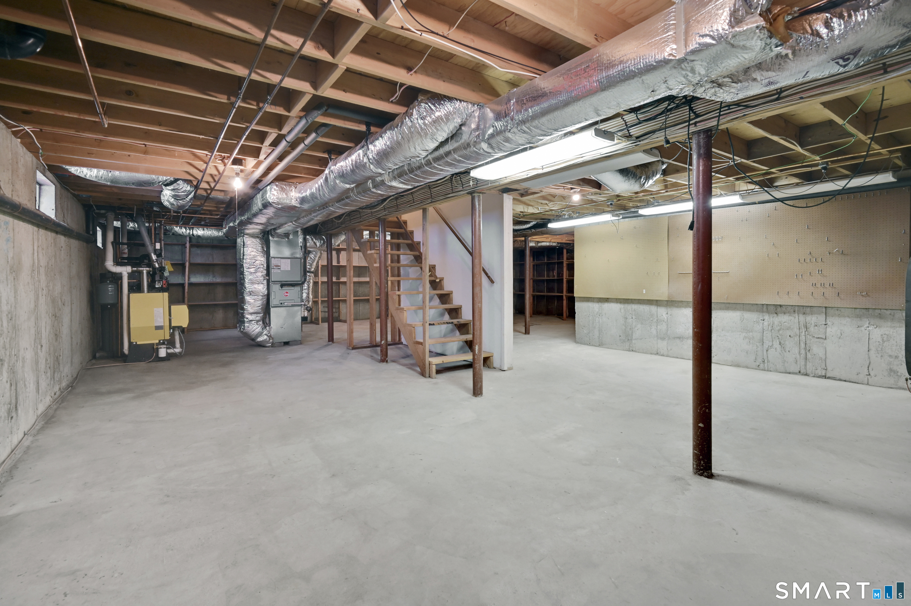 743 Green Hill Road Madison, CT 06443 - Photo 34 of 39 a view of empty room