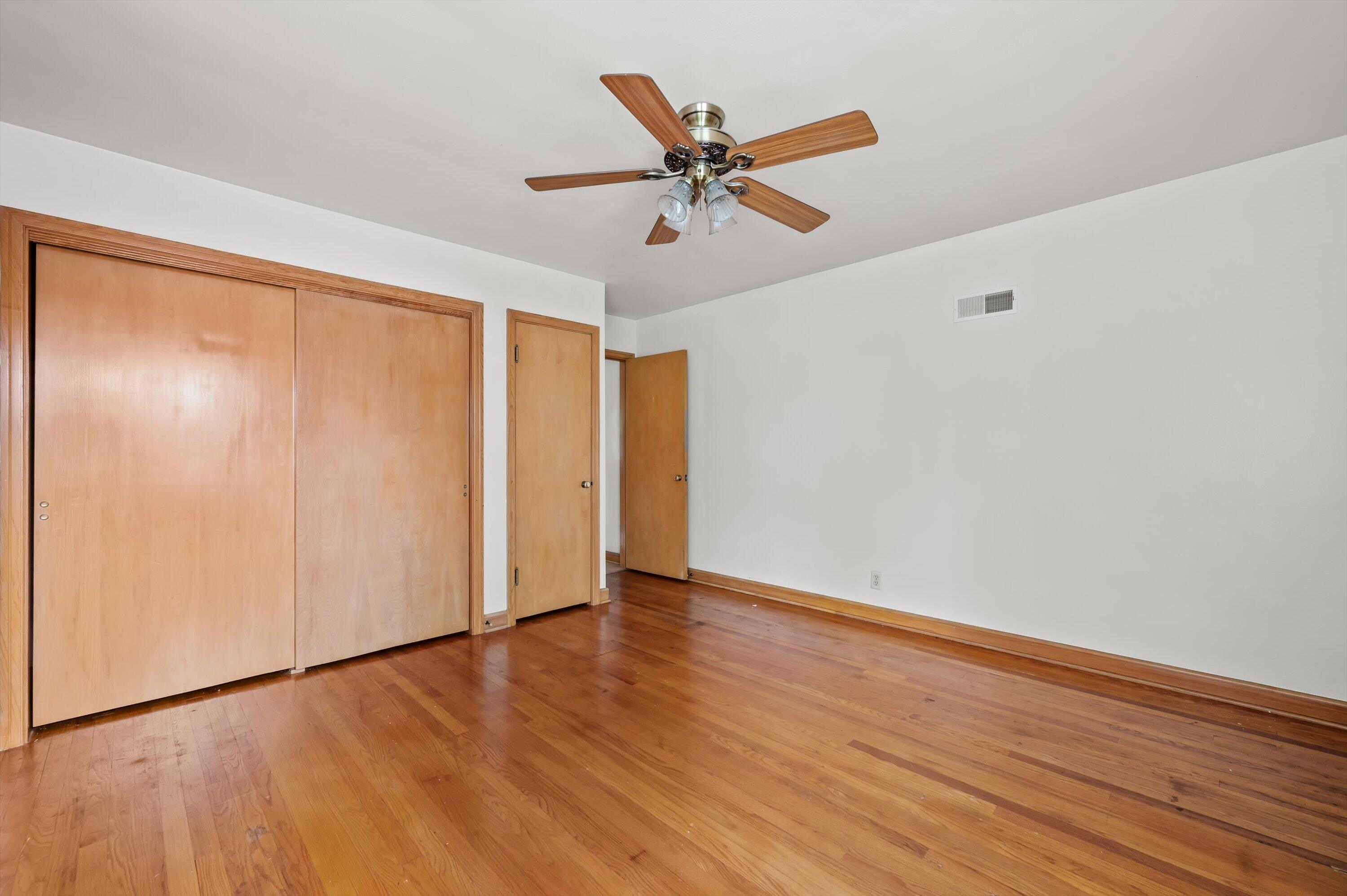 3366 South 35th Street Milwaukee, WI 53215 - Photo 15 of 31 15-DSC6396