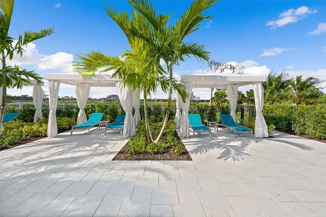 a view of backyard of house