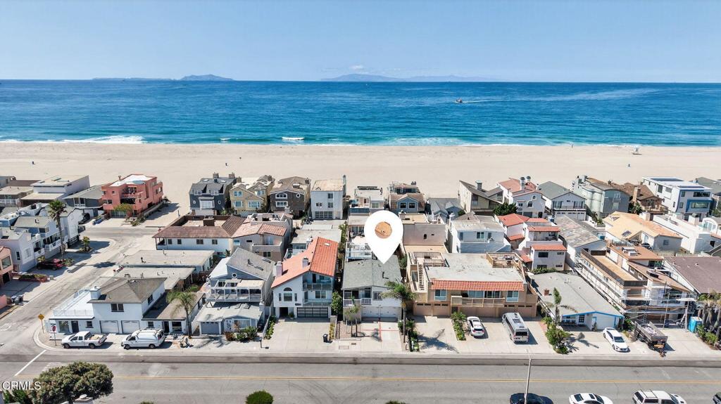 3715 Sunset Lane Oxnard, CA 93035 - Photo 4 of 45 a view of a city