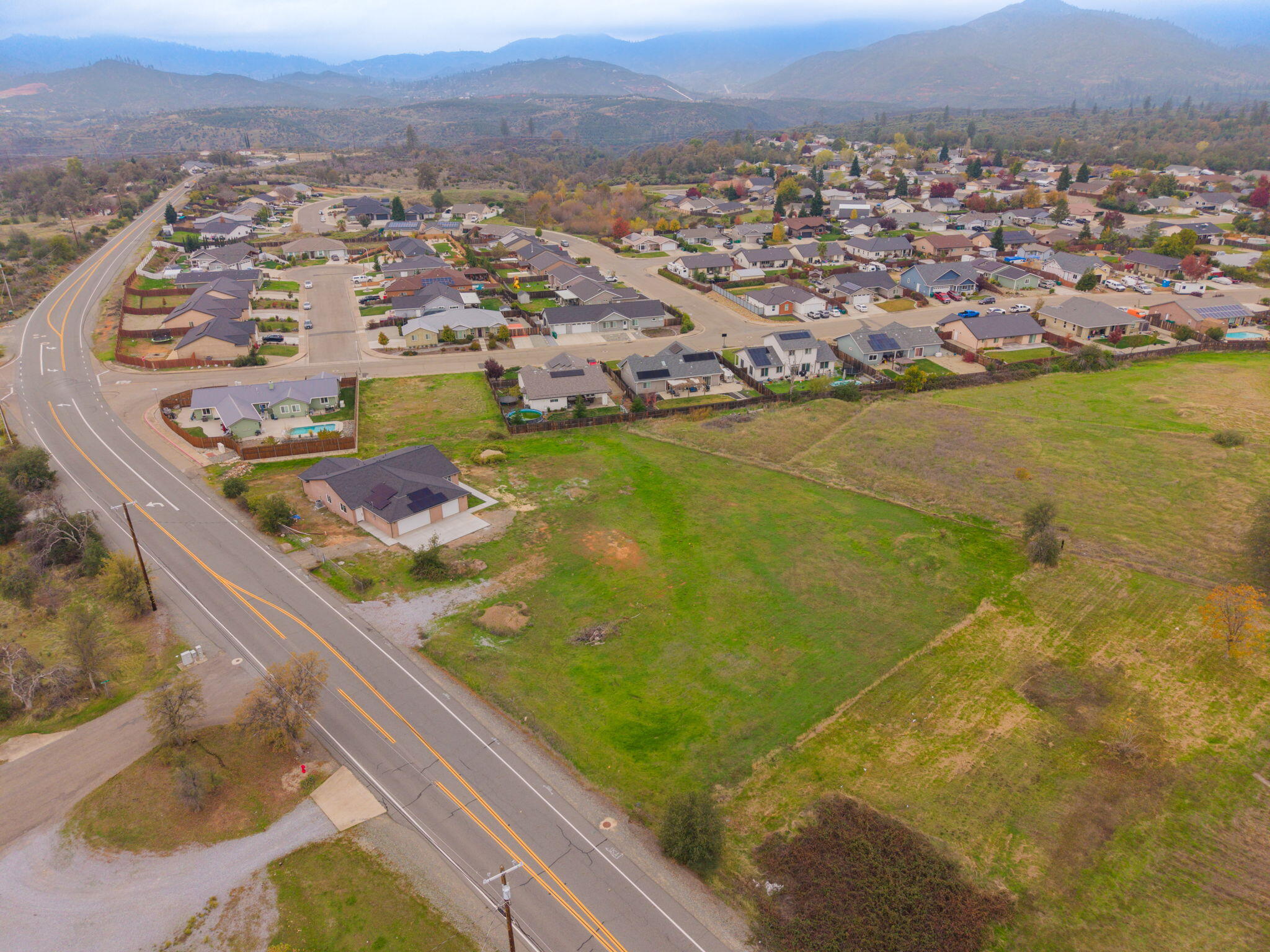 17014 Keswick Dam Road Redding, CA 96003 - Photo 55 of 61 52-web-or-mls-IMG-52