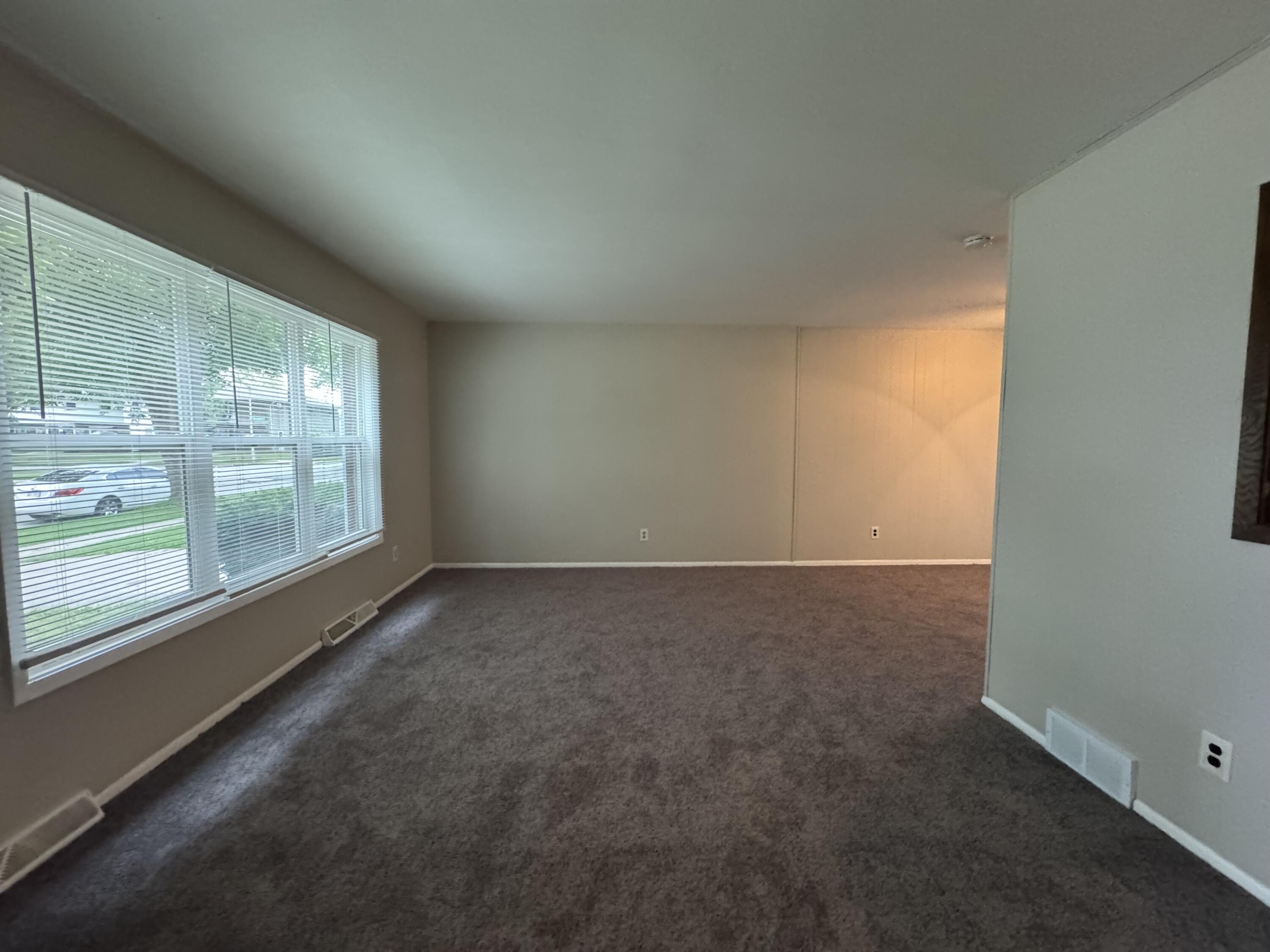 6451 North 73rd Street Milwaukee, WI 53223 - Photo 3 of 27 Room