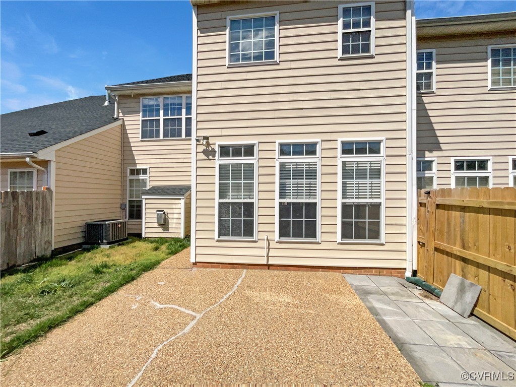 6385 Eagles Crest Lane Chesterfield, VA 23832 - Photo 8 of 24 a front view of a house with a yard