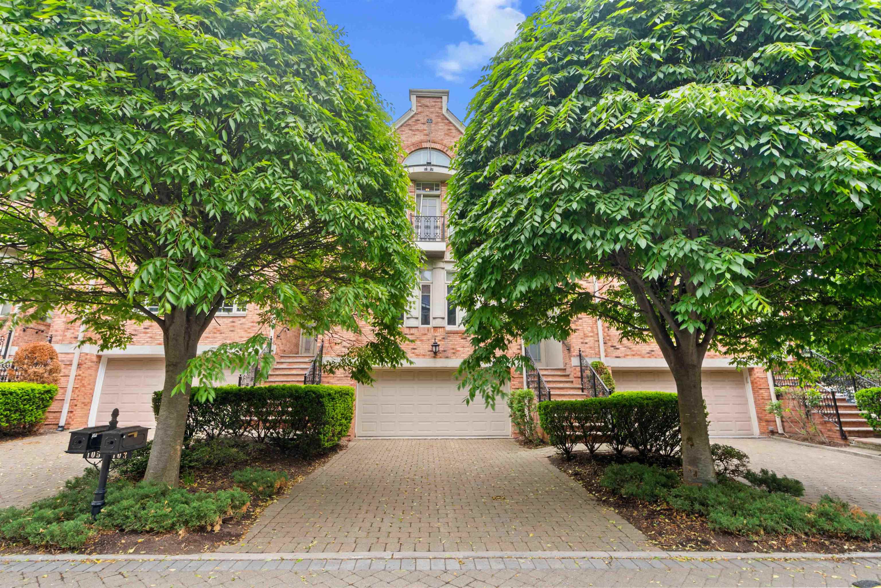 103 Hudson Cove Edgewater, NJ 07020 - Photo 46 of 49
