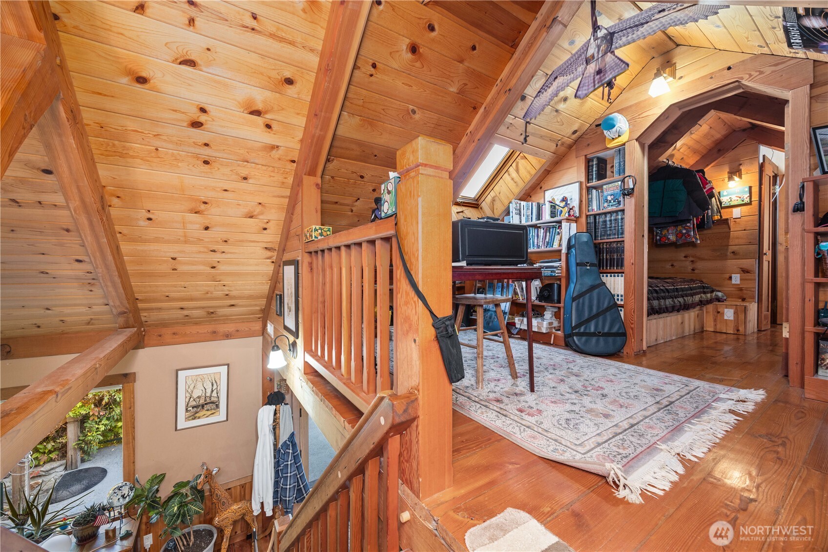 16495 South Lakeshore Road Chelan, WA 98816 - Photo 18 of 40 a view of a livingroom with furniture staircase and front view of a building
