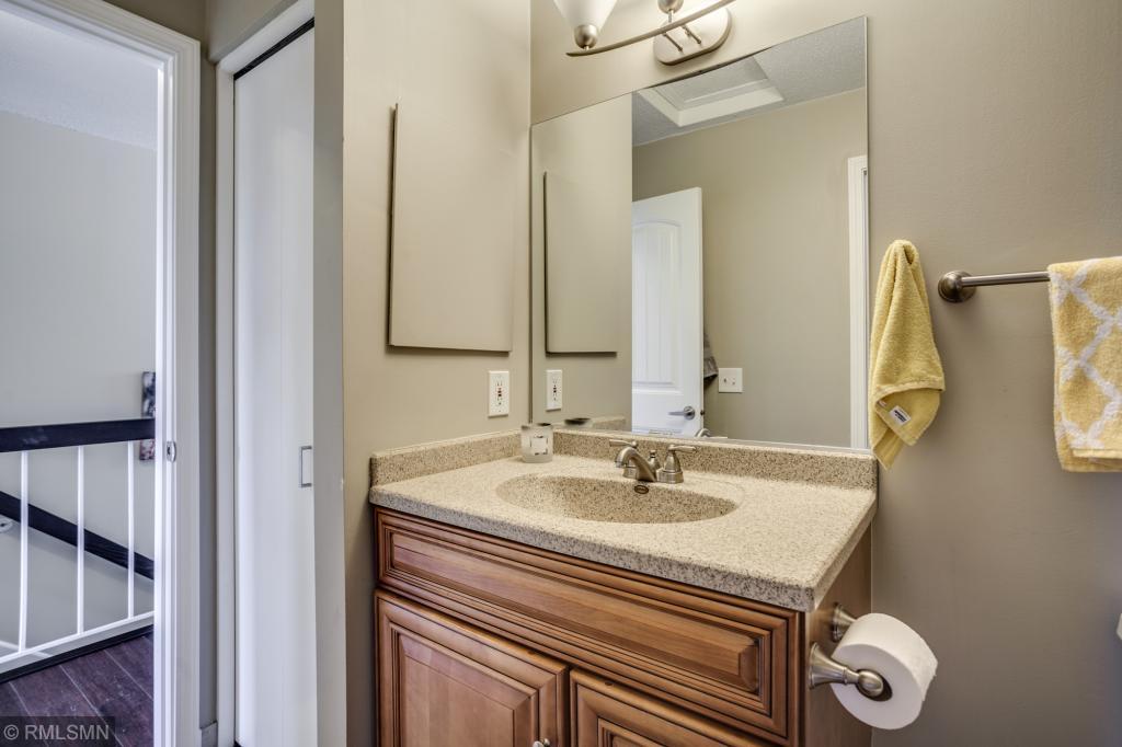 9044 Neill Lake Road, Unit A Eden Prairie, MN 55347 - Photo 22 of 25 Gallery Image 22