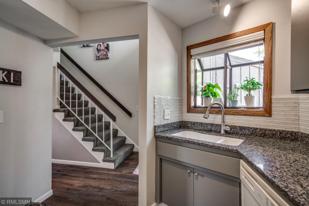 9044 Neill Lake Road, Unit A Eden Prairie, MN 55347 - Photo 4 of 25 Gallery Image 4