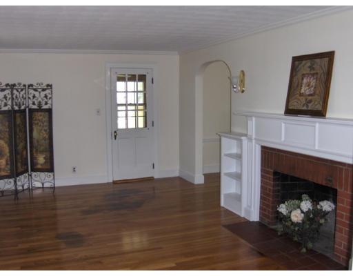 93 Bridge Street Lexington, MA 02421 - Photo 2 of 7