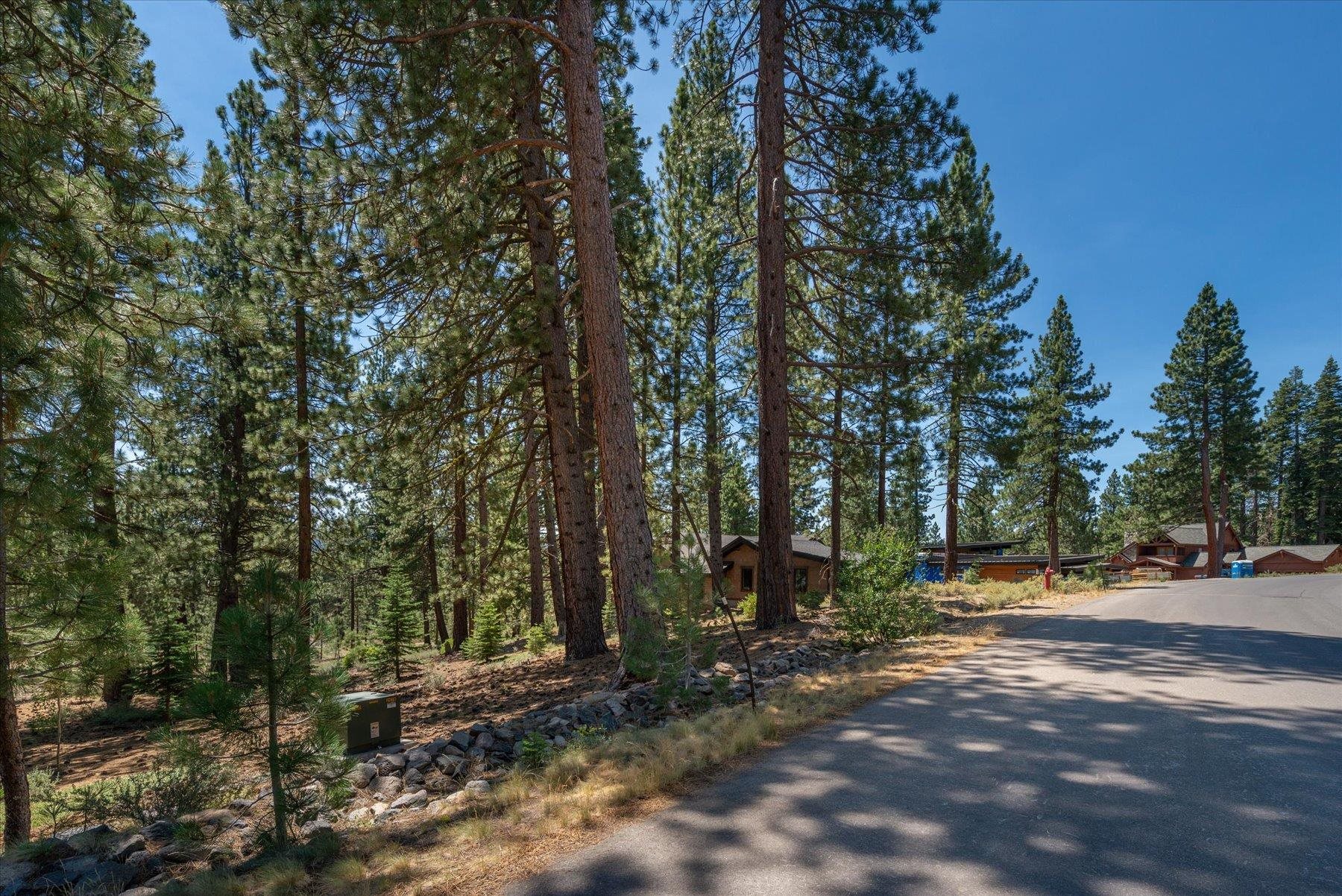 11417 China Camp Road Truckee, CA 96161 - Photo 17 of 19