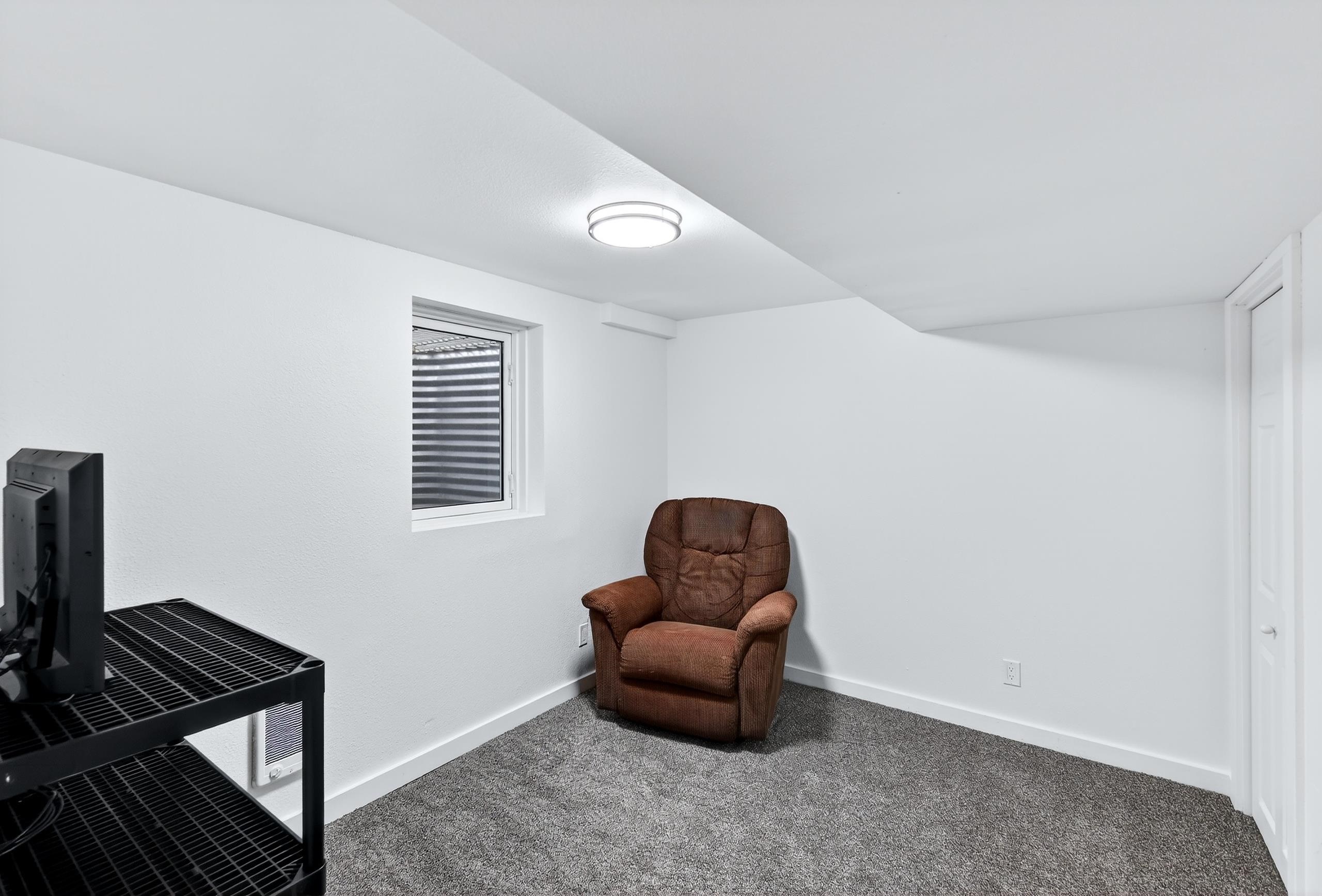 10706 North Nelson Road Spokane, WA 99218 - Photo 27 of 40