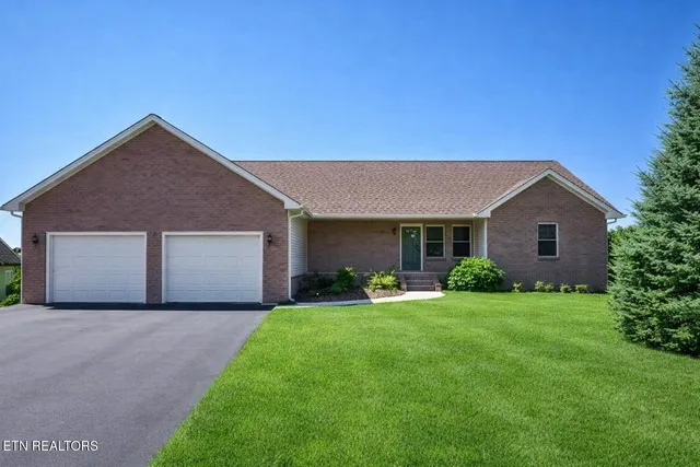 $490,000 | 223 Roxbury Court, Jefferson City, TN 37760