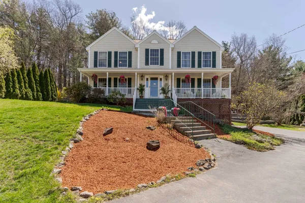 $699,777 | 13 Jump Lane, Hudson, NH 03051
