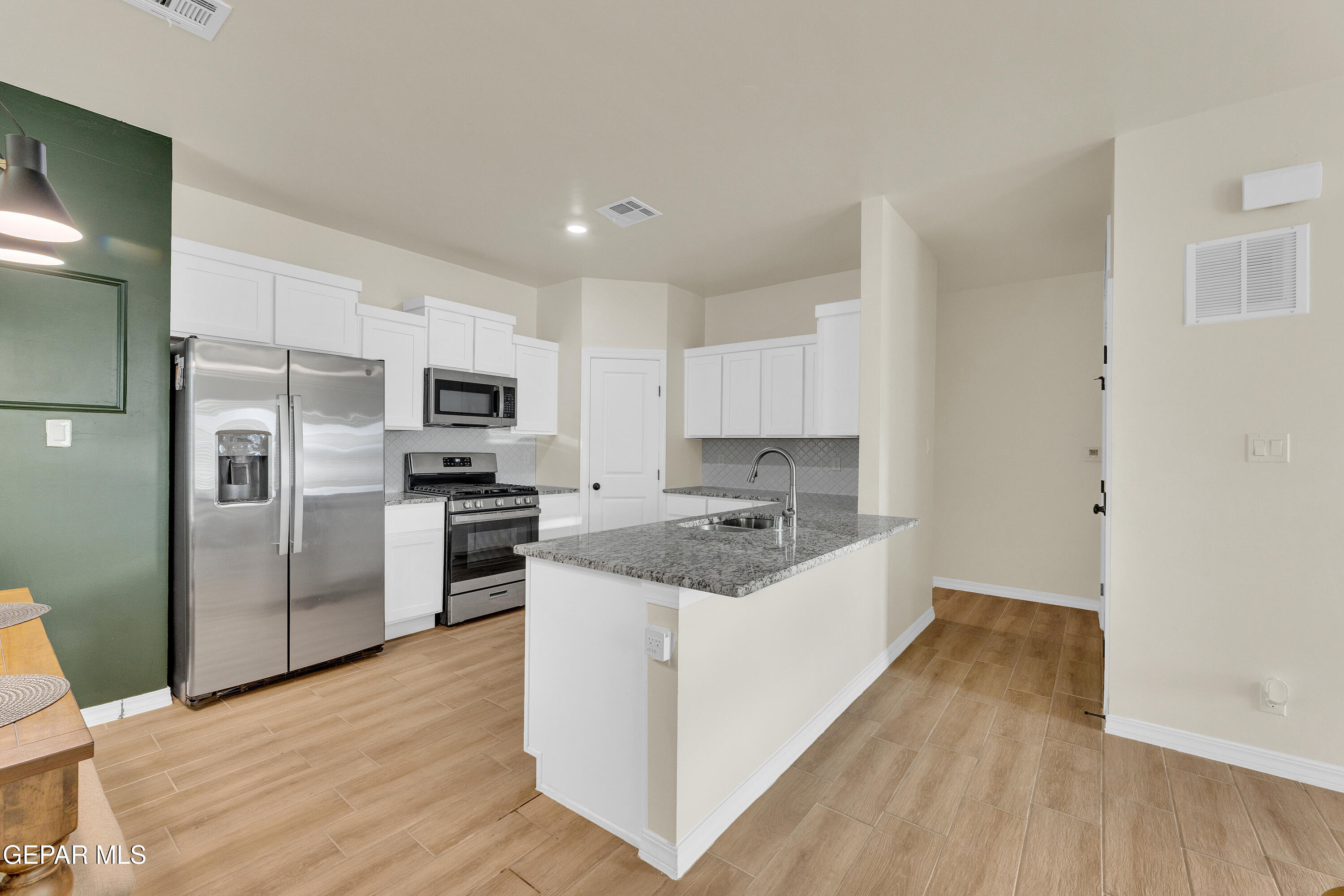 7822 Estrella Street Vinton, TX 79821 - Photo 8 of 30 7822 Estrella St.