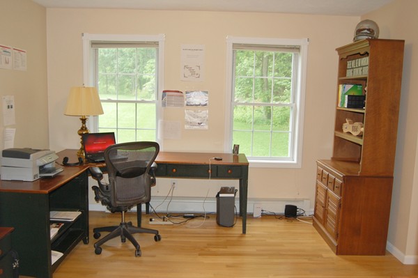 99 Barker Hill Road Townsend, MA 01469 - Photo 5 of 18 Gallery Image 5