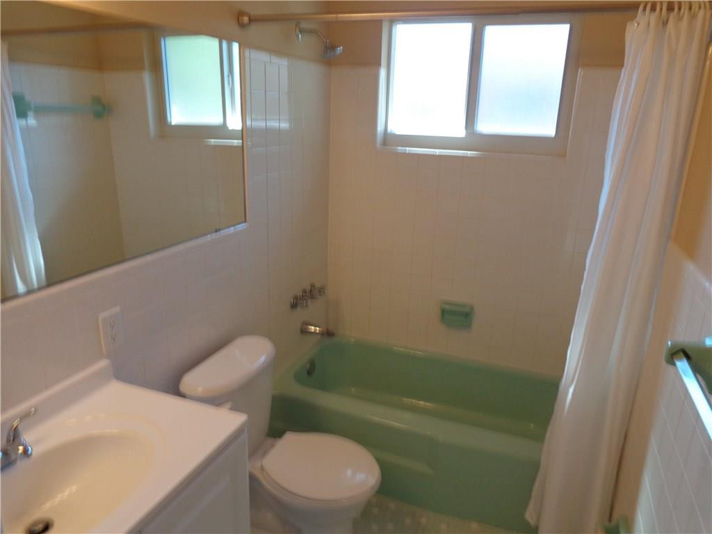 1900 Northeast 29th Street Lighthouse Point, FL 33064 - Photo 7 of 20 Photo 7