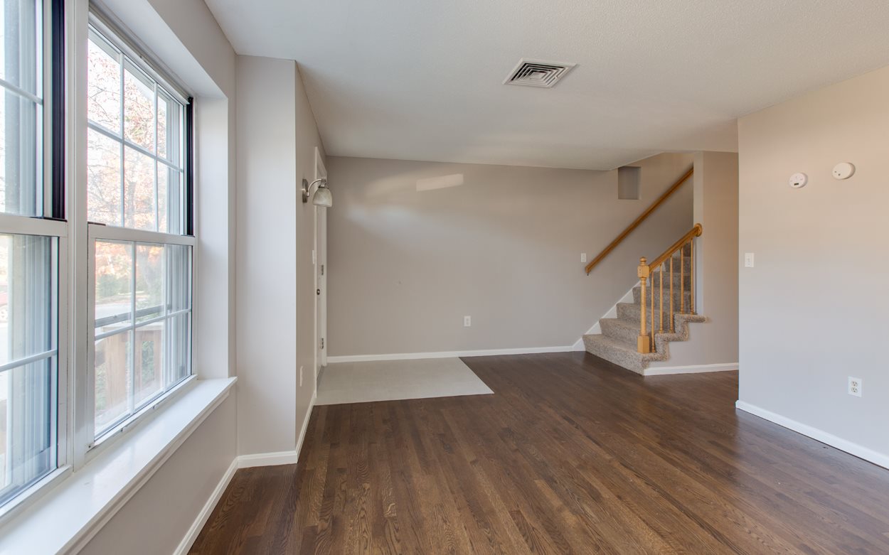 107 Franklin St Extension, Unit 4 Derry, NH 03038 - Photo 7 of 29 Gallery Image 7