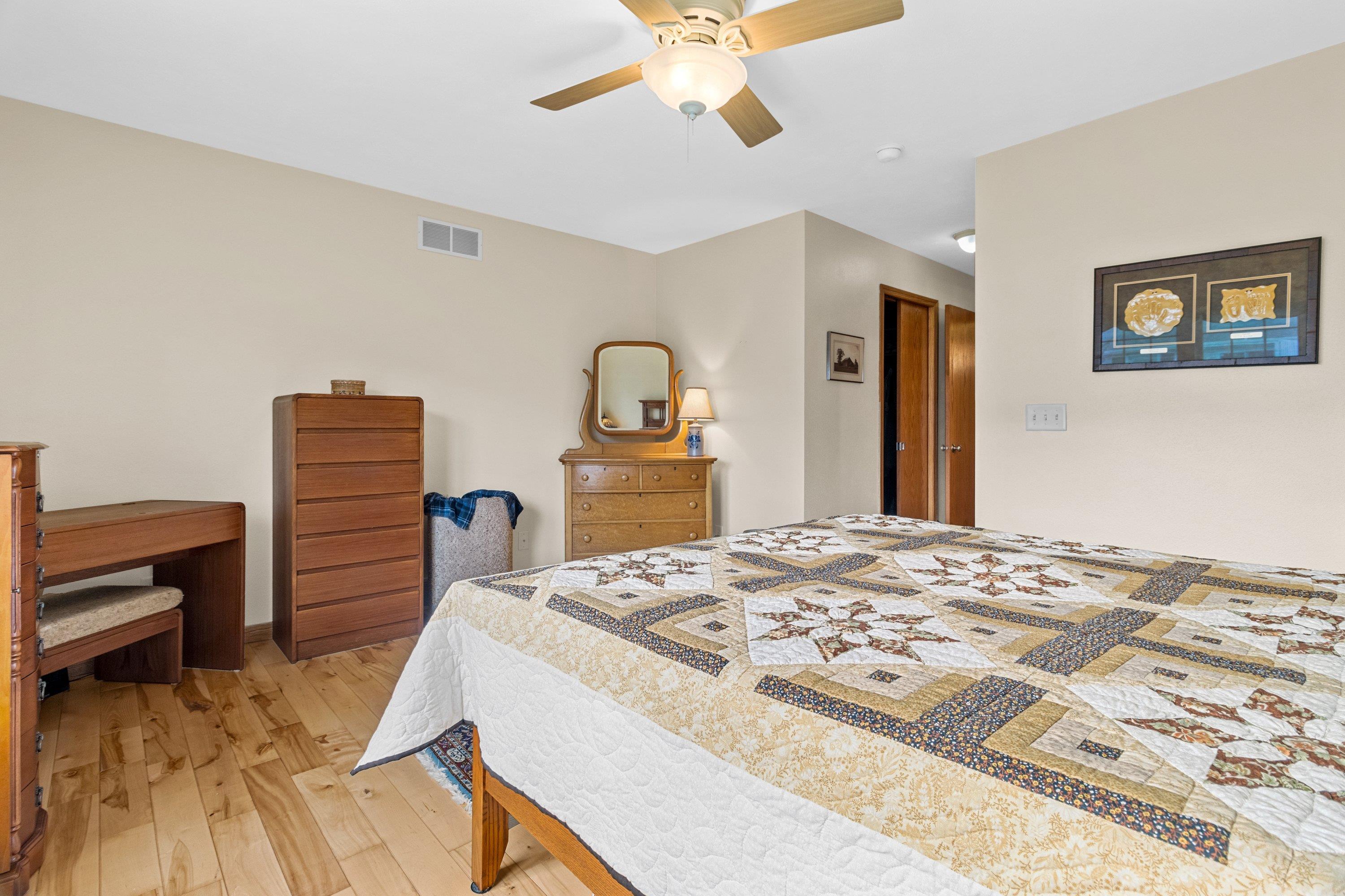 631 Cardinal Way Sun Prairie, WI 53590 - Photo 14 of 30