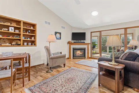 $380,000 | 631 Cardinal Way, Sun Prairie, WI 53590