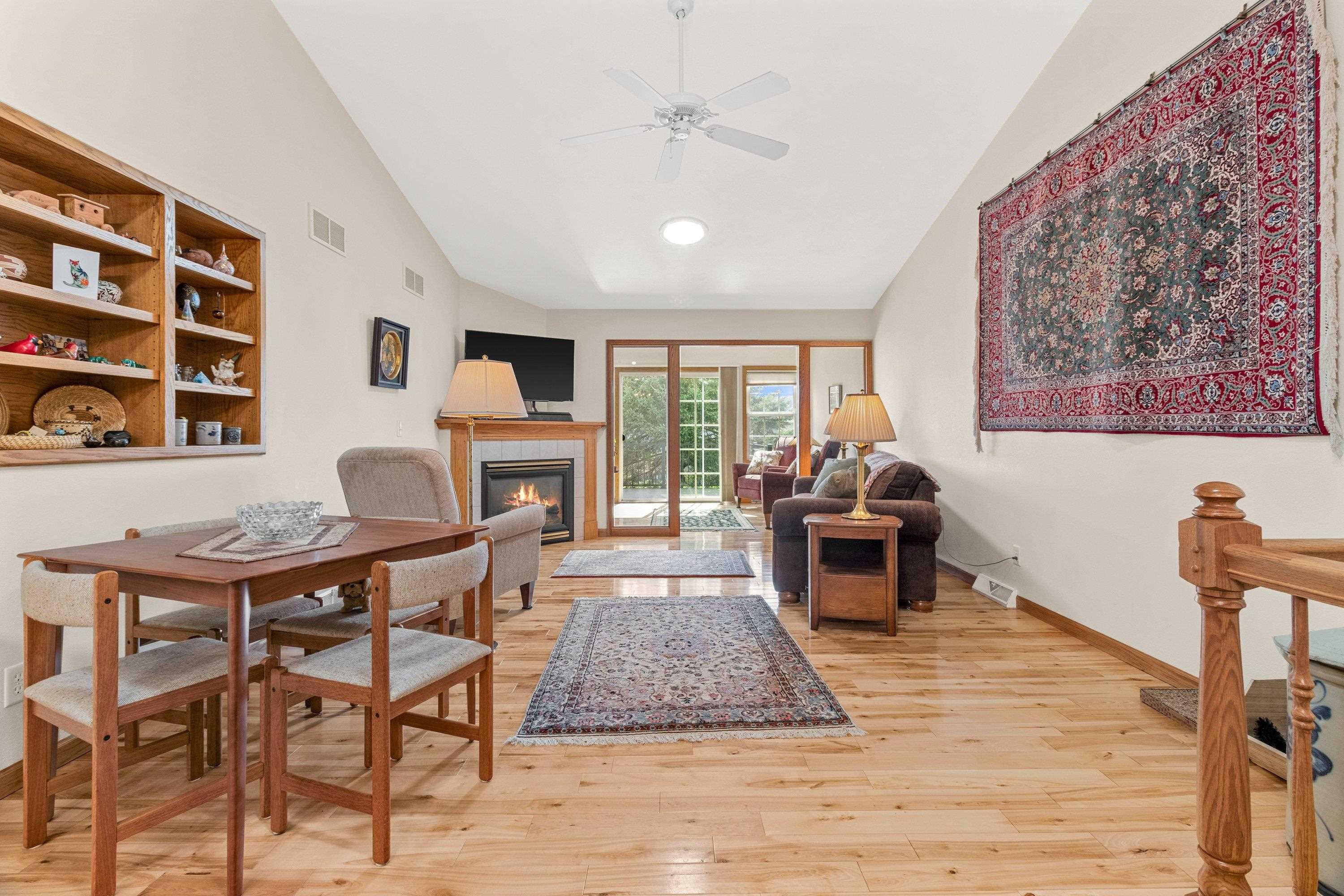 631 Cardinal Way Sun Prairie, WI 53590 - Photo 3 of 30