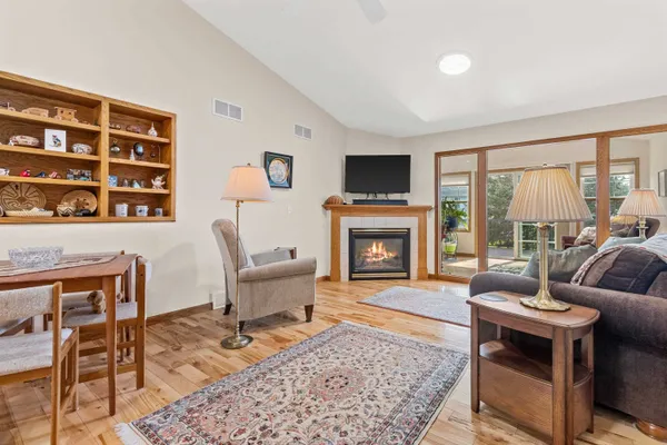 $380,000 | 631 Cardinal Way, Sun Prairie, WI 53590