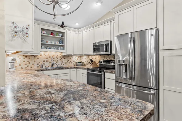 $380,000 | 631 Cardinal Way, Sun Prairie, WI 53590