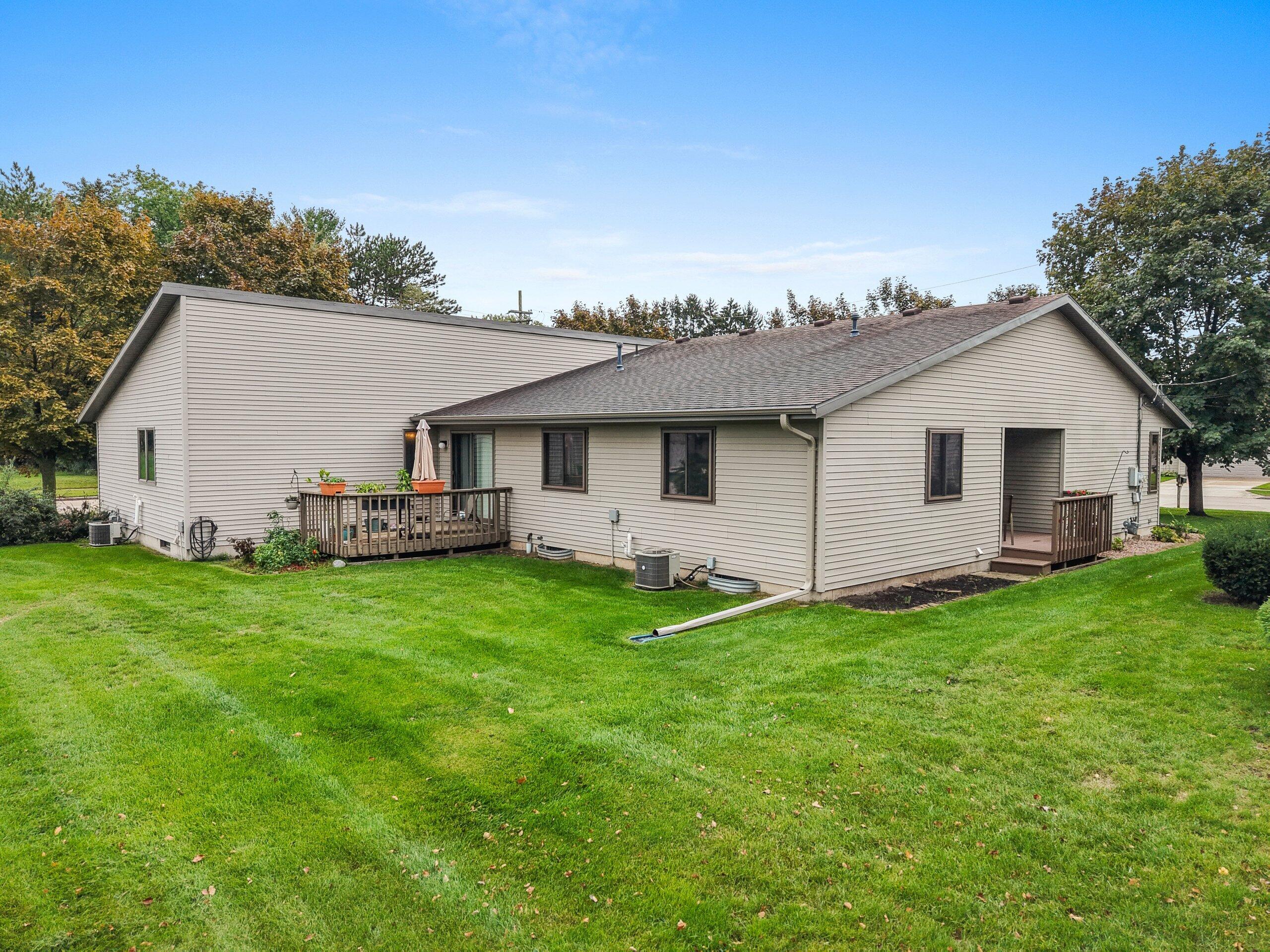 3504 Joseph Road Manitowoc, WI 54220 - Photo 47 of 50 023-3504JosephRoad-Manitowoc-WI-54220-SM
