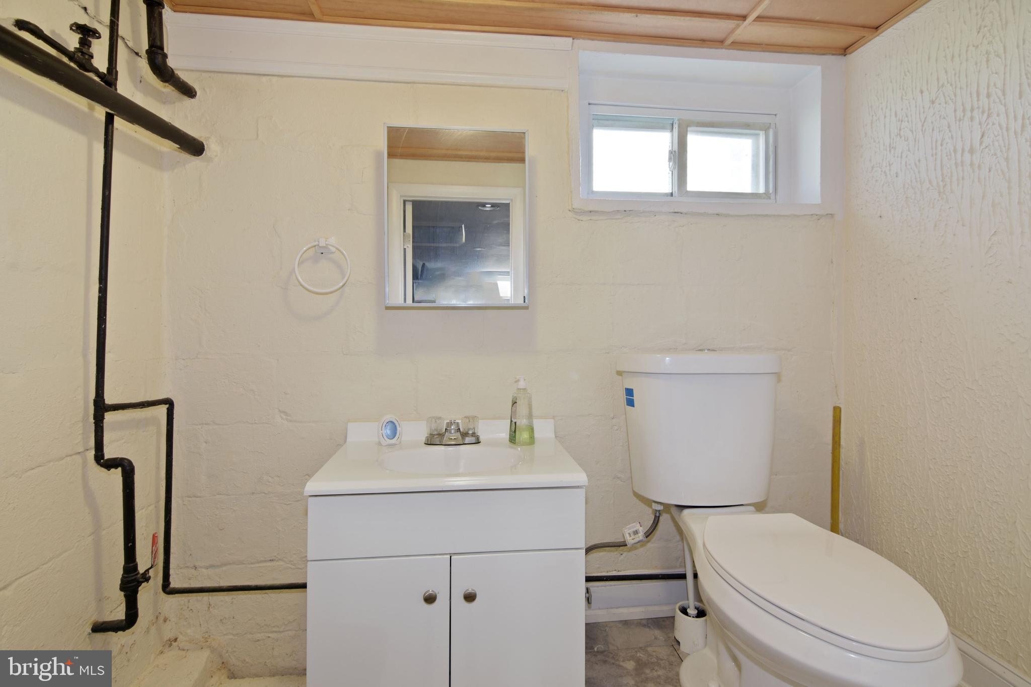 1505 Rita Road Baltimore, MD 21222 - Photo 45 of 50 Half Bath
