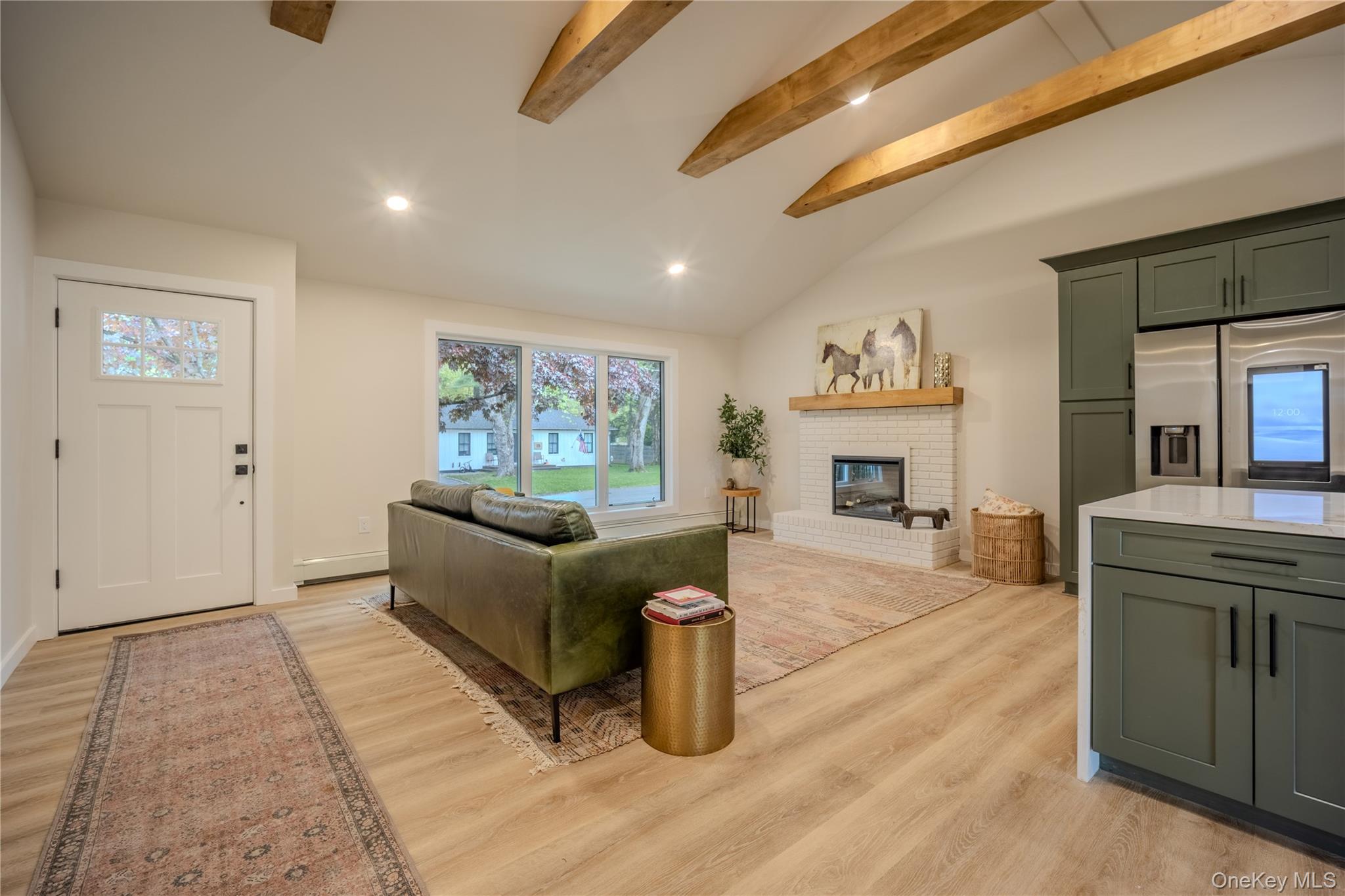 20 Manor Road Rhinebeck, NY 12572 - Photo 2 of 30