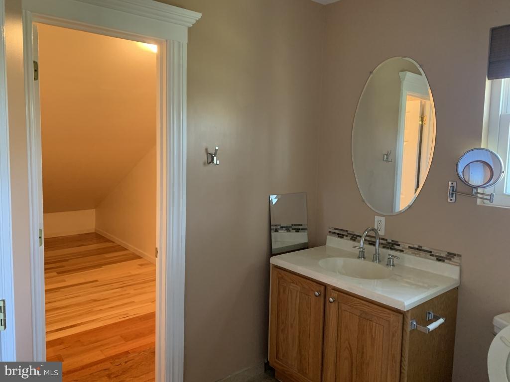 606 River Road Croydon, PA 19021 - Photo 12 of 29 Gallery Image 12