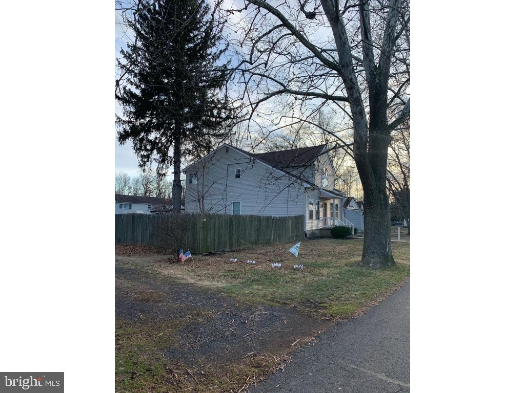 606 River Road Croydon, PA 19021 - Photo 3 of 29 Gallery Image 3