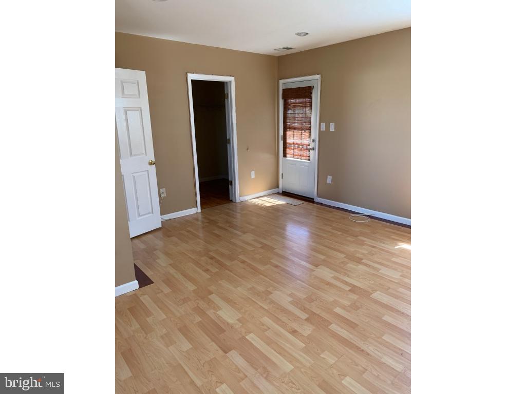 606 River Road Croydon, PA 19021 - Photo 8 of 29 Gallery Image 8