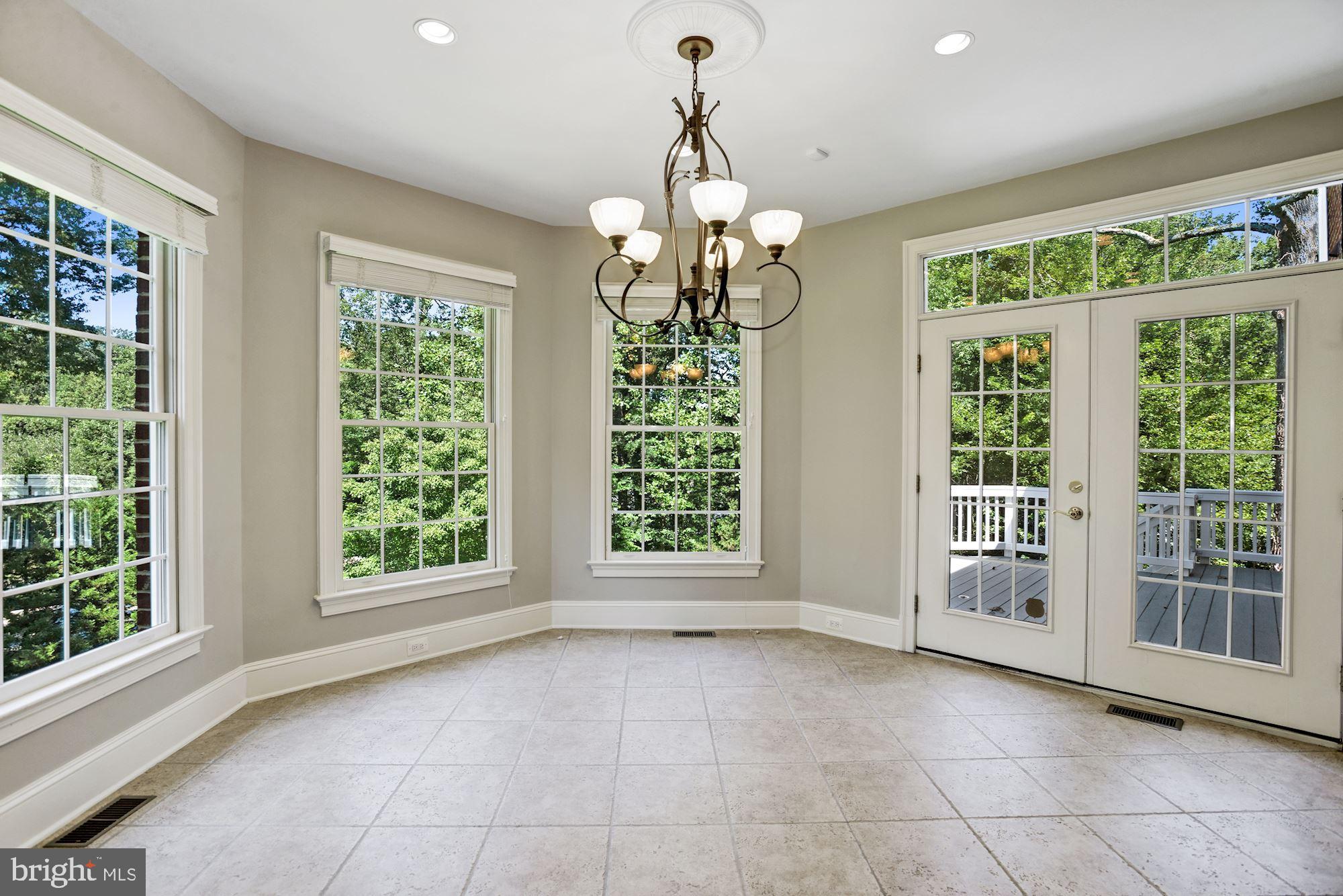 8710 Overlook Road McLean, VA 22102 - Photo 16 of 47 Breakfast Room - French Doors to Elevated Deck