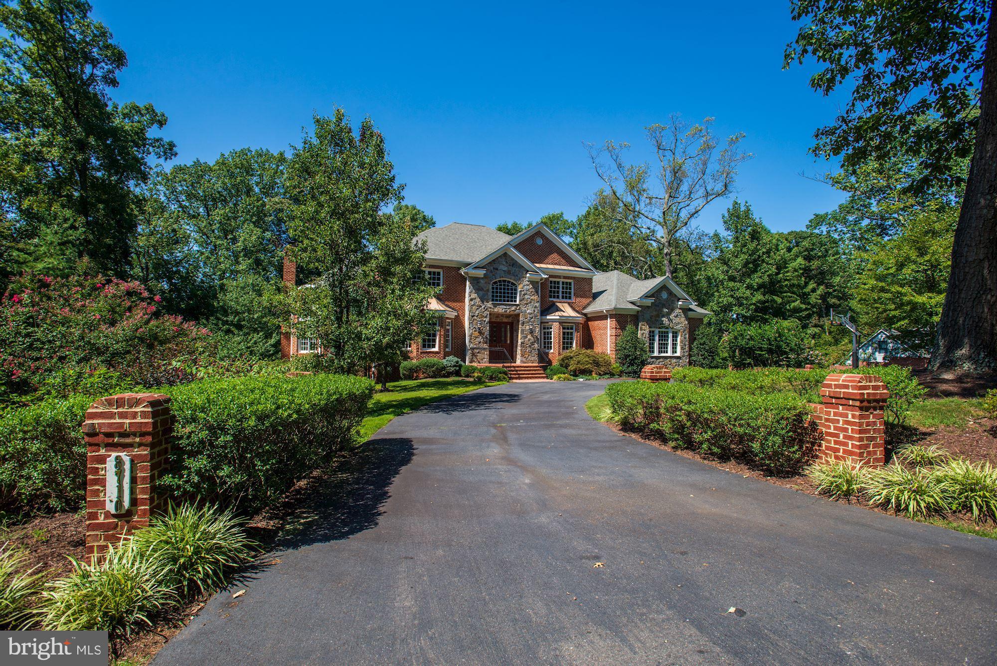 8710 Overlook Road McLean, VA 22102 - Photo 47 of 47 Gorgeous and Private!