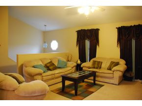 430 Kings Road Piney Flats, TN 37686 - Photo 4 of 13 Living Room