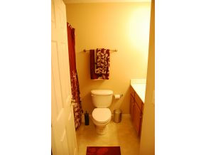 430 Kings Road Piney Flats, TN 37686 - Photo 10 of 13 Hall Bath
