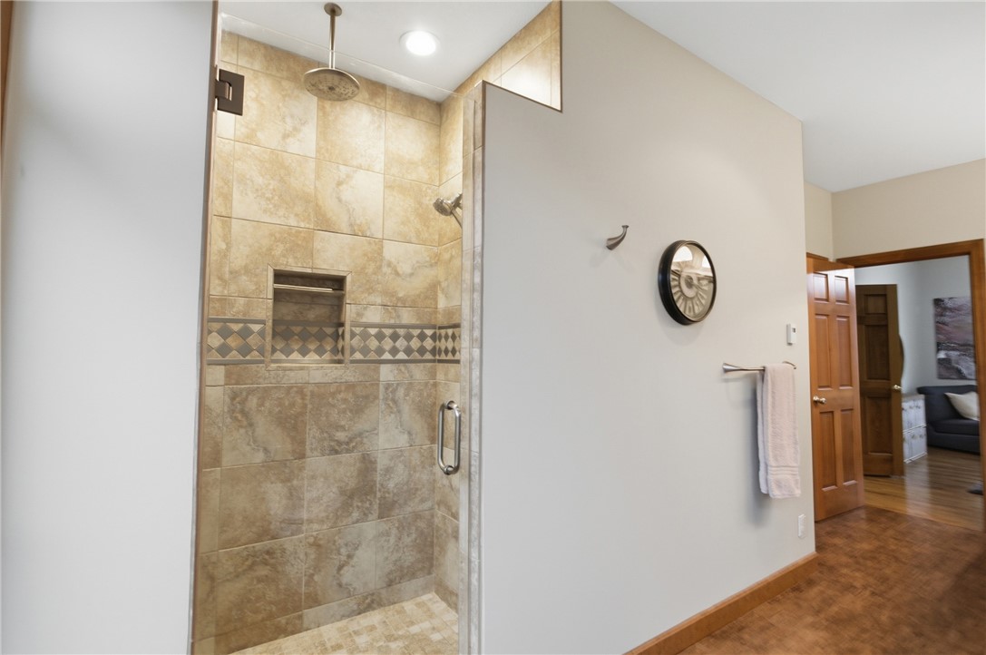 12511 Old State Road Charleston, IL 61920 - Photo 22 of 48