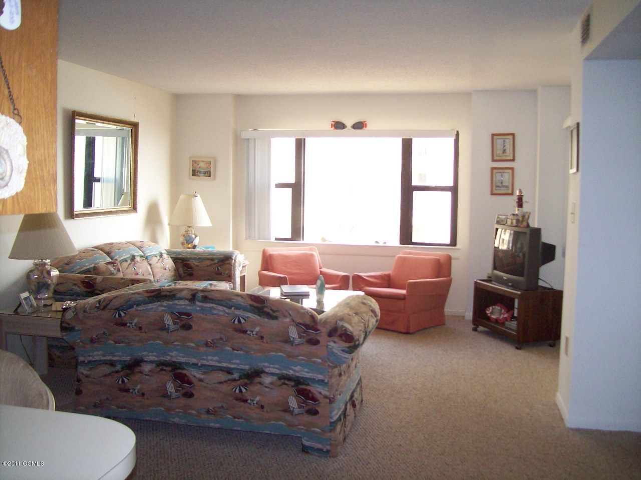 1505 Salter Path Road, Unit 235 Atlantic Beach, NC 28512 - Photo 6 of 14 Living Room