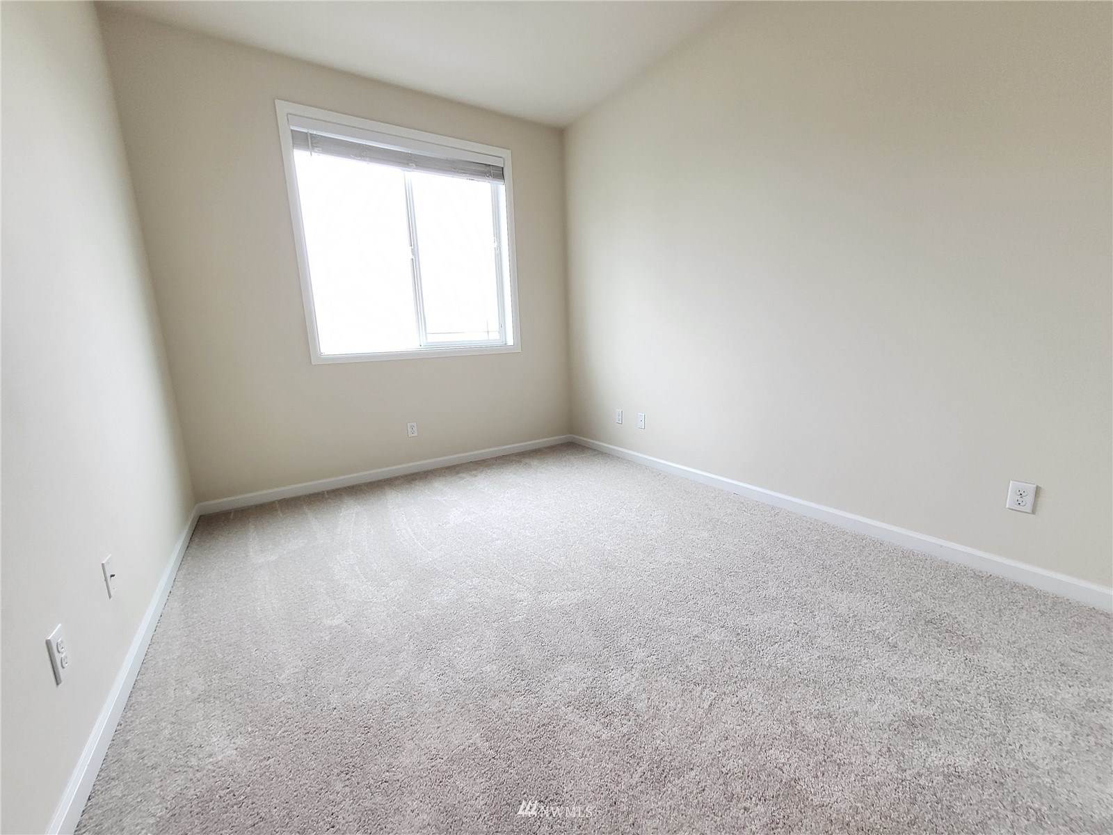 230 Southwest Roxbury Street Seattle, WA 98106 - Photo 16 of 27 Gallery Image 16