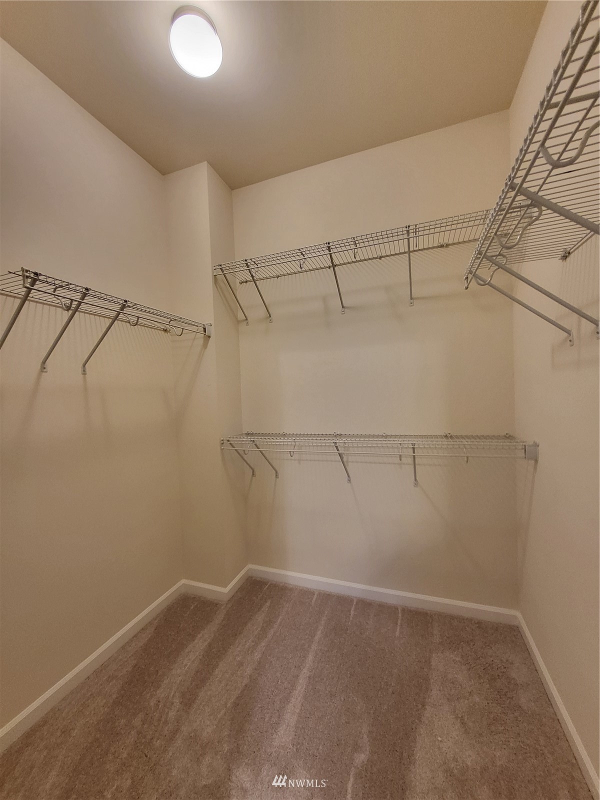 230 Southwest Roxbury Street Seattle, WA 98106 - Photo 23 of 27 Gallery Image 23